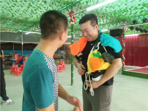 同學(xué)會(huì)老鄉(xiāng)會(huì)團(tuán)體聚會(huì)趣味游戲 + 真人 CS 戶(hù)外開(kāi)心一日游方案